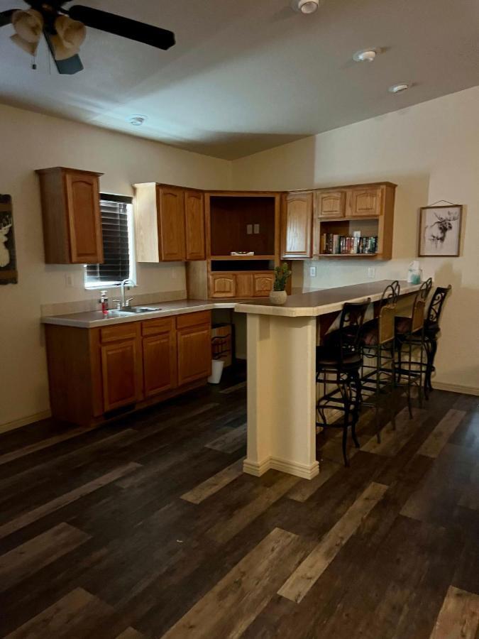 Parker Strip Pool House With Game Room! Екстериор снимка